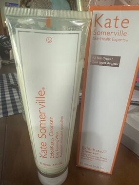 Kate Somerville ExfoliKate Cleanser - 4 oz, new